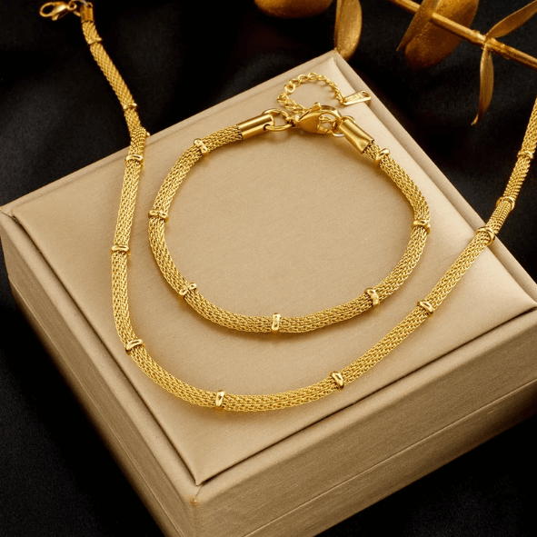 Ladies Gold Tube Necklace & Bracelet Set Code: 144818