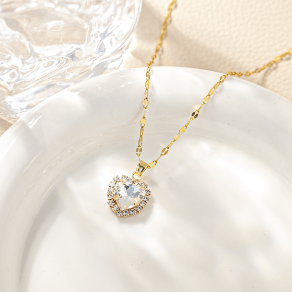 Titanium Steel Minimalist Plating Heart Shape Zircon Pendant Necklace Code: BF1039