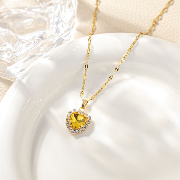 Titanium Steel Minimalist Plating Heart Shape Zircon Pendant Necklace Code: BF1040